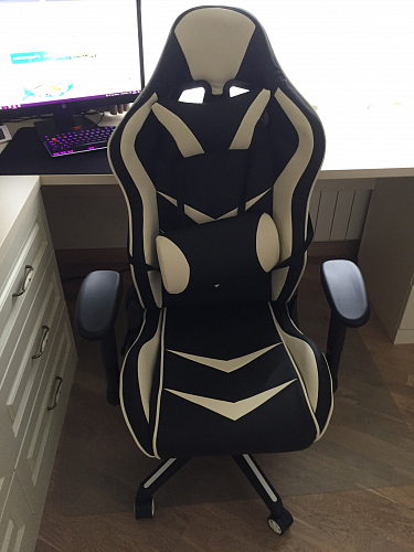 Компьютерное кресло Racer черное / бежевое фото покупателя 186